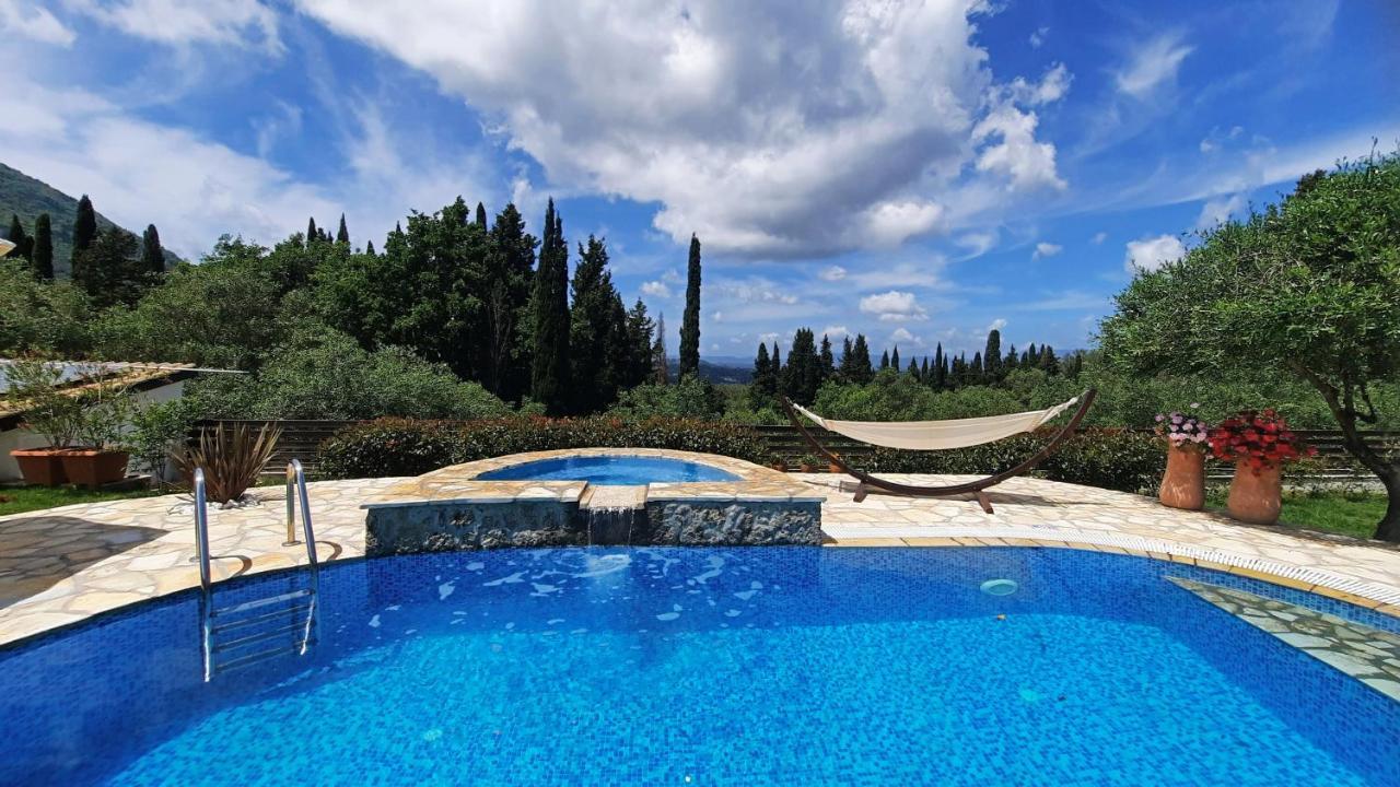 Villa Claire Corfu Achílleion Buitenkant foto