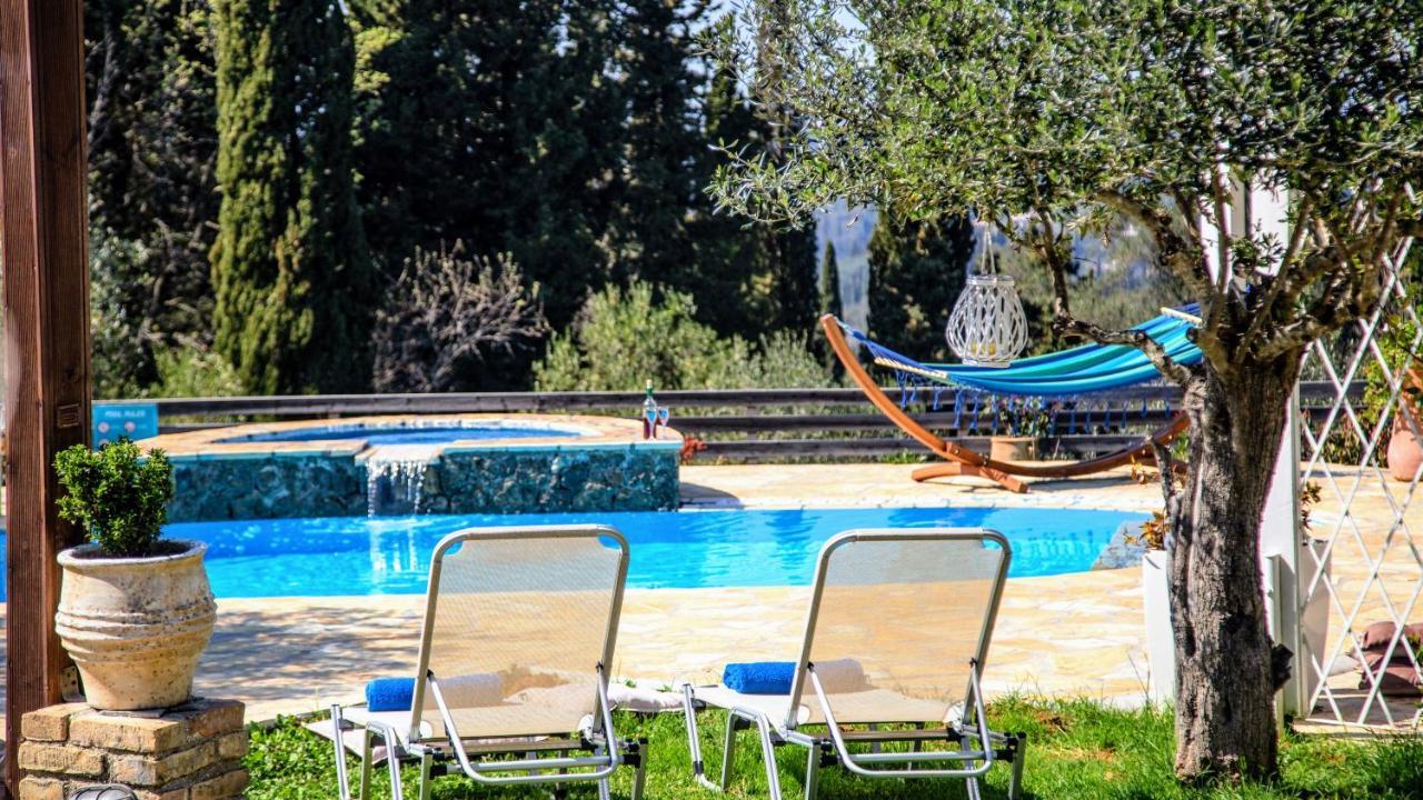Villa Claire Corfu Achílleion Buitenkant foto