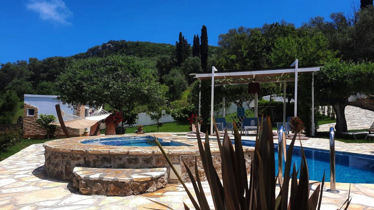 Villa Claire Corfu Achílleion Buitenkant foto