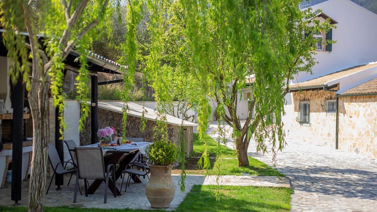 Villa Claire Corfu Achílleion Buitenkant foto