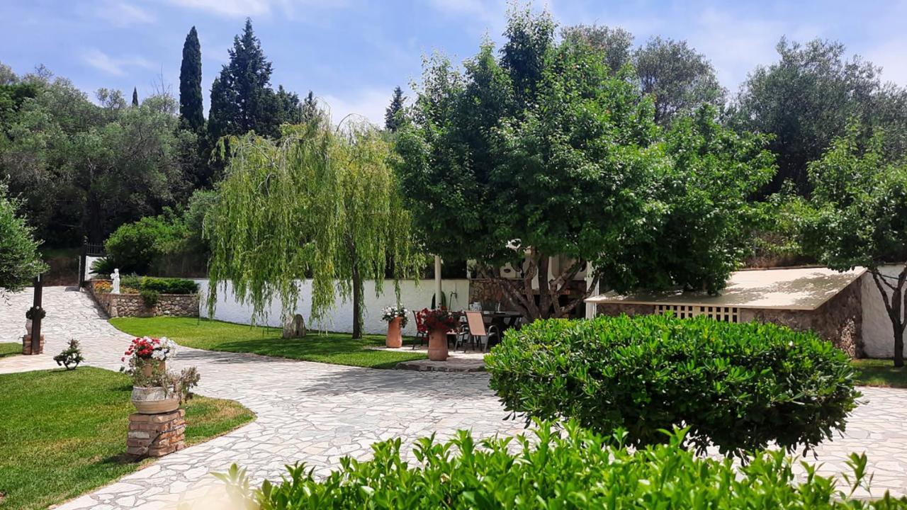 Villa Claire Corfu Achílleion Buitenkant foto