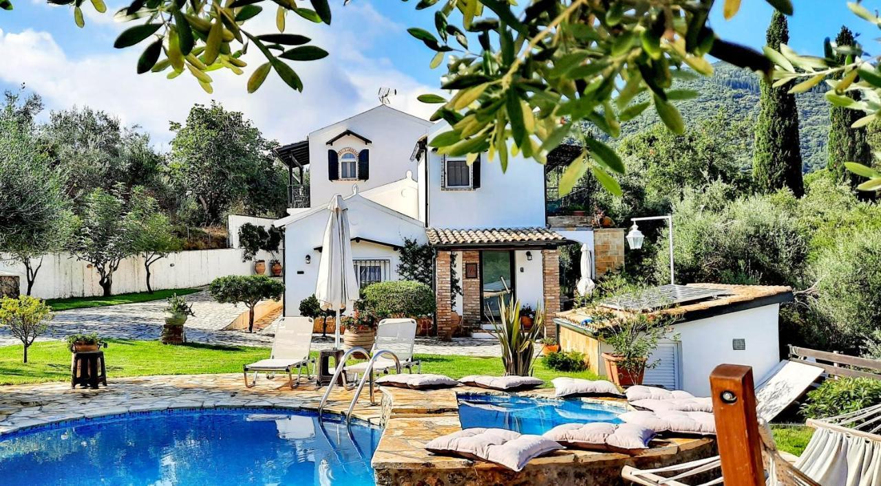 Villa Claire Corfu Achílleion Buitenkant foto
